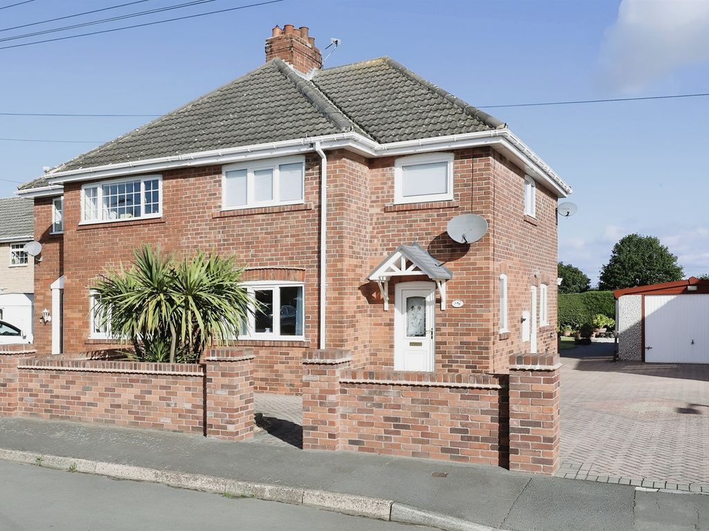 3 bed semidetached house for sale in Howville Road, Hatfield