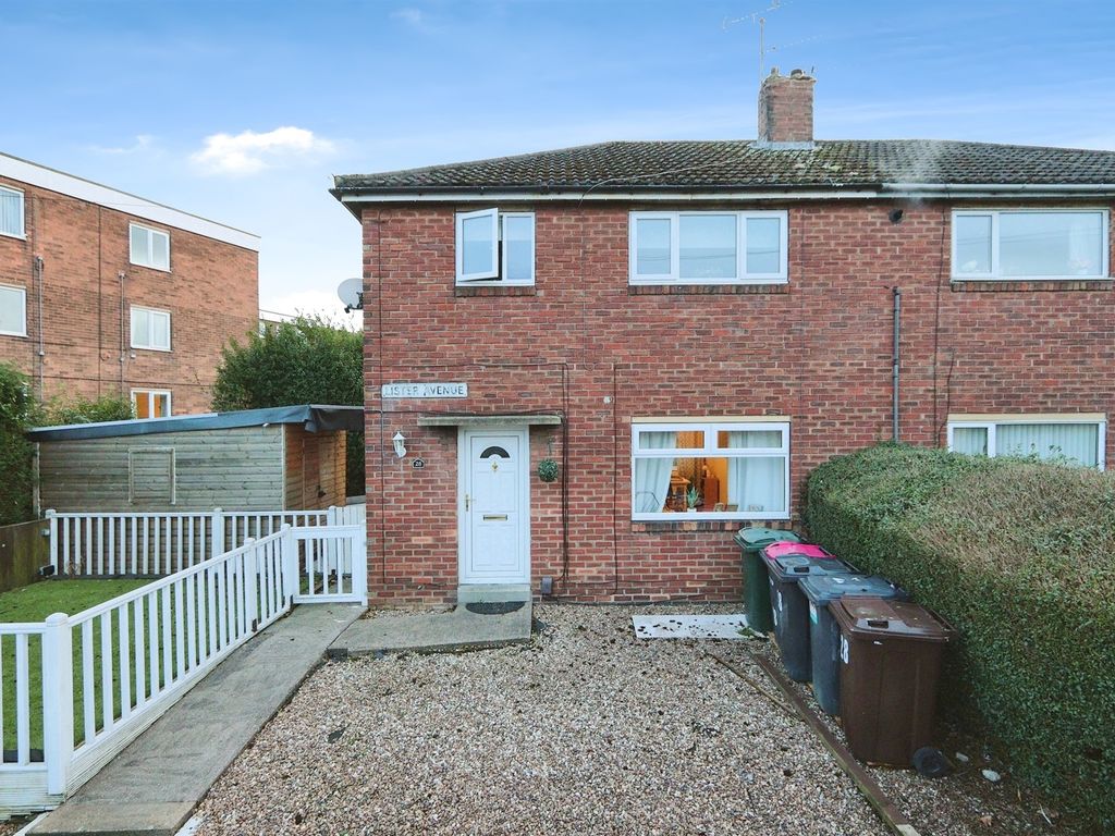 3 bed semidetached house for sale in Lister Avenue, Rawmarsh