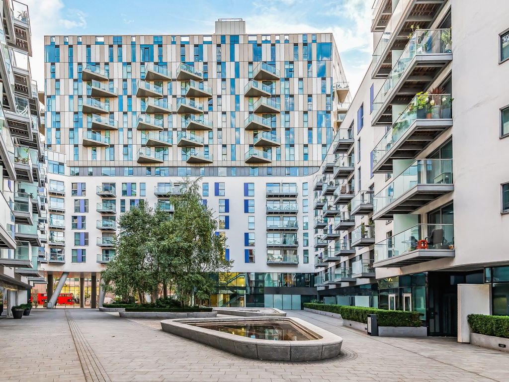 Tennyson Apartments, 1 Saffron Central Square, Croydon CR0  