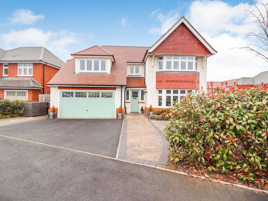 5 bed detached house for sale in Ophelia Crescent, Cawston, Rugby CV22