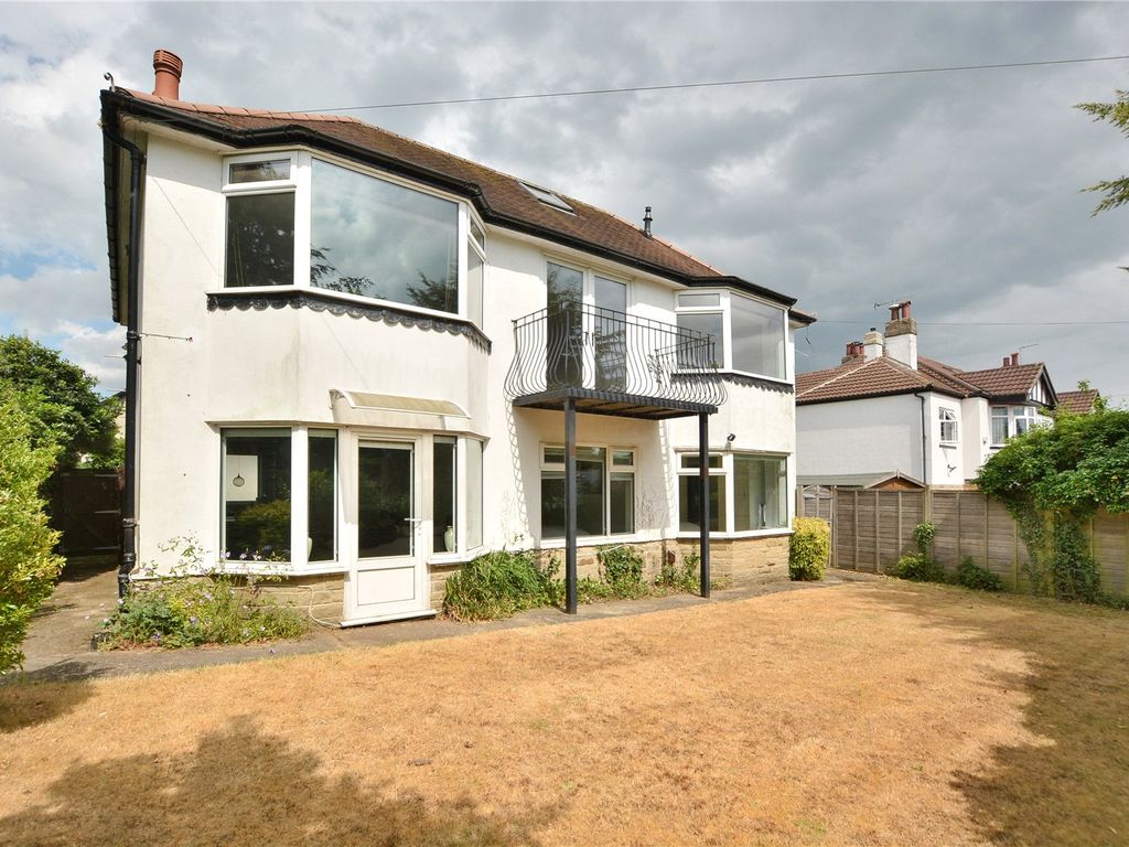 4 bed detached house for sale in West Park Road, Roundhay, Leeds LS8