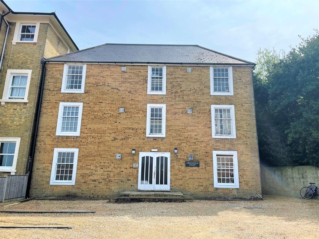 1 bed flat to rent in West Hill Road, Ryde PO33, £595 pcm Zoopla