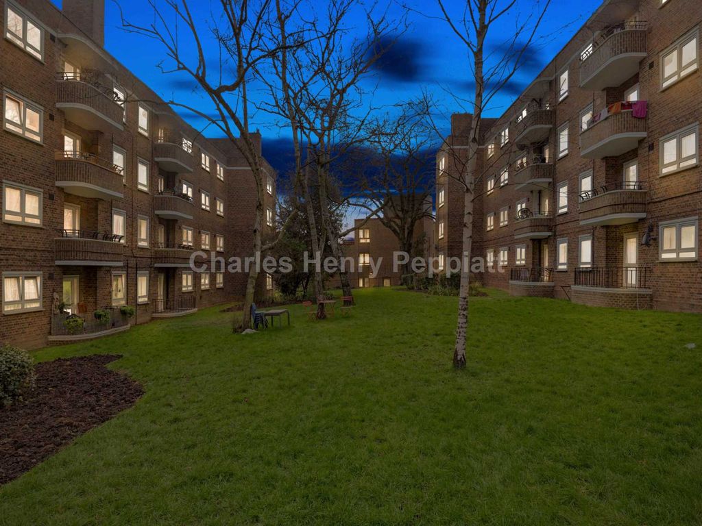 2 bed flat for sale in Oak House, Maitland Park Villas NW3 Zoopla