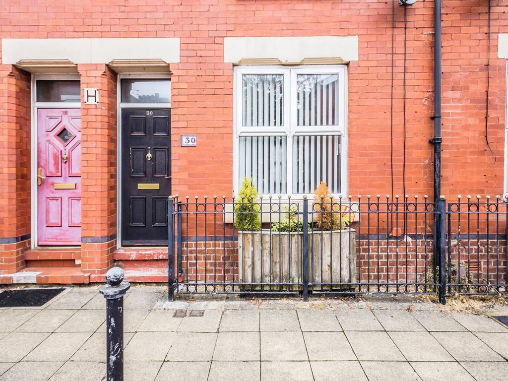 2 bed terraced house to rent in Spring Gardens, Salford M6 Zoopla