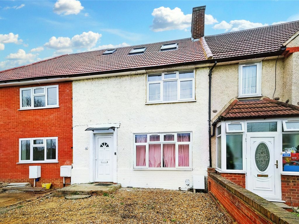 4 bed terraced house for sale in Basedale Road, Dagenham RM9 Zoopla