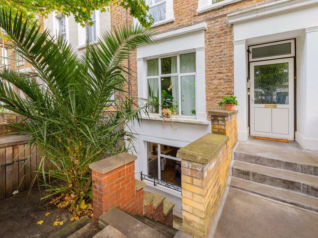 Coningham Road, London W12  