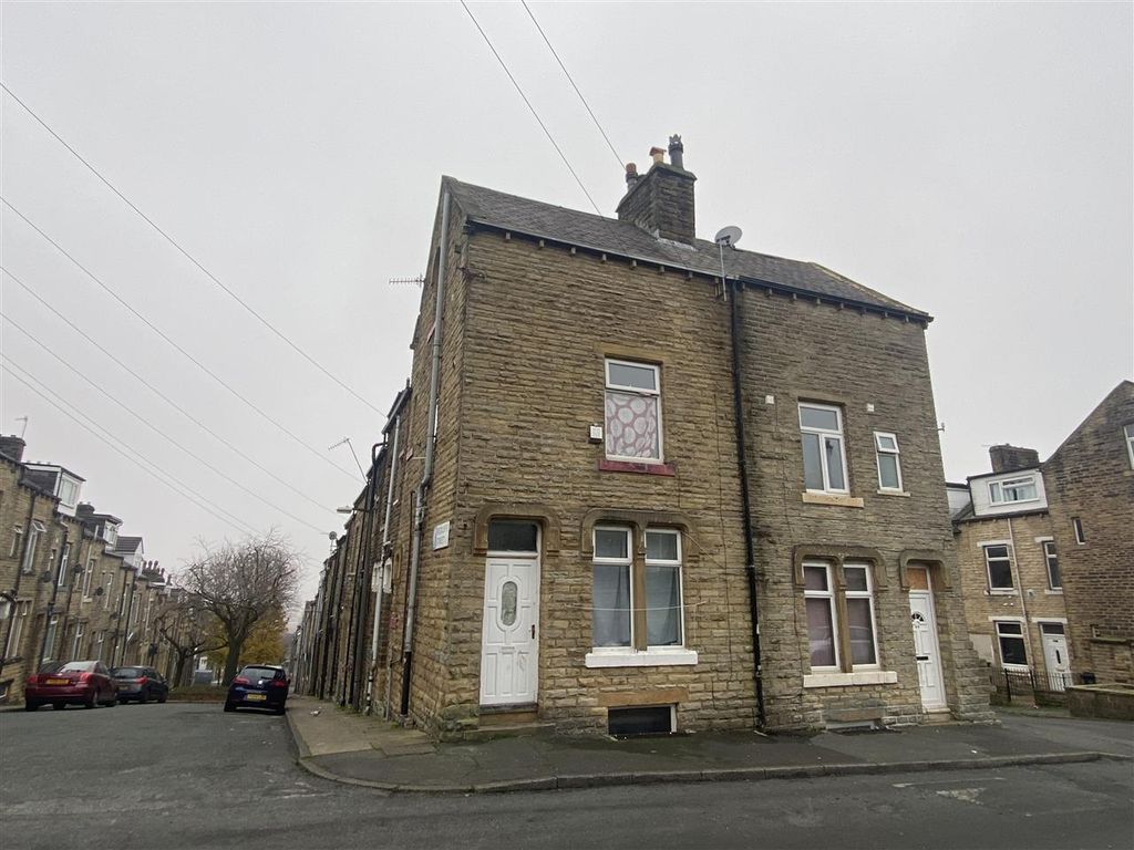 2 bed terraced house for sale in Drewry Road, Keighley BD21 Zoopla