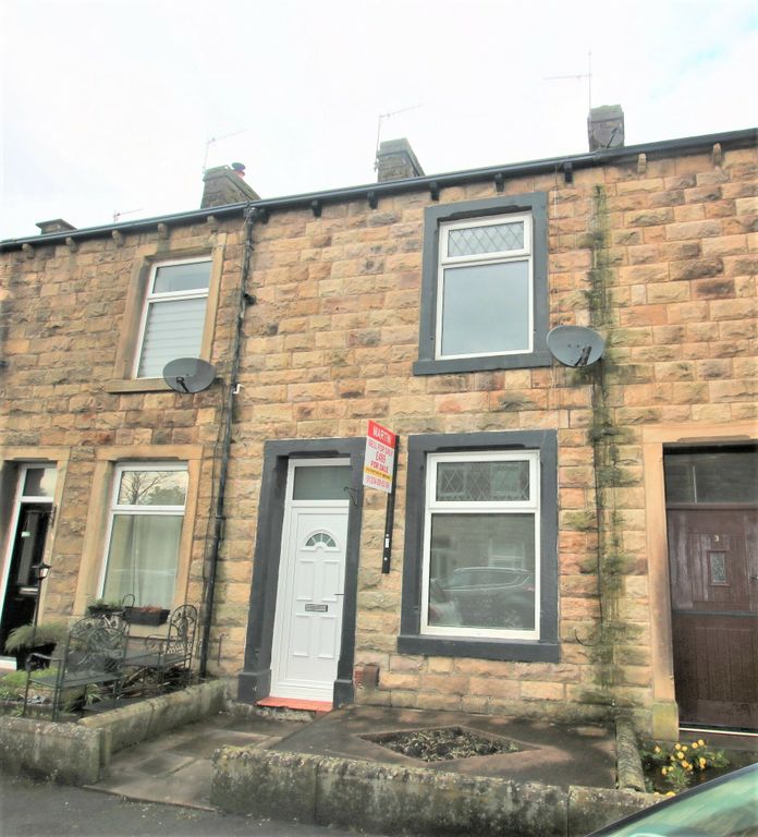 2 bed terraced house to rent in Pendle Street West, Sabden, Clitheroe