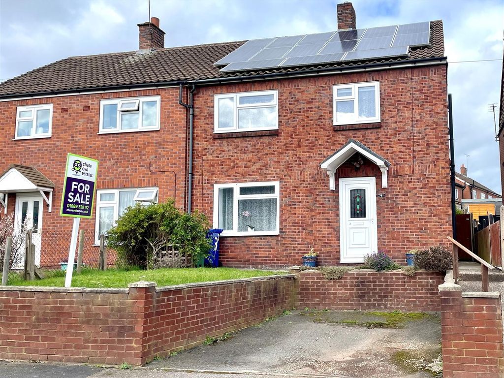4 bed semidetached house for sale in Larch Road, Brereton, Rugeley