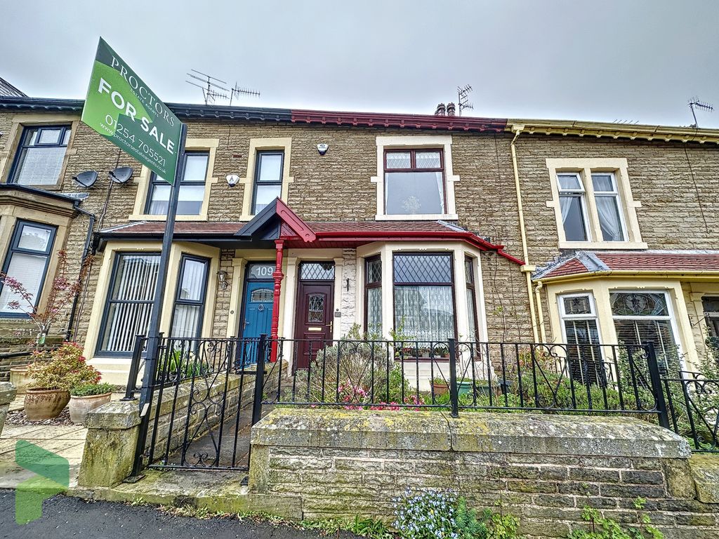 3 bed terraced house for sale in Avondale Road, Darwen BB3 Zoopla