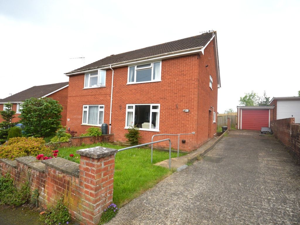 3 bed semidetached house for sale in Barley Farm Road, Exeter, Devon