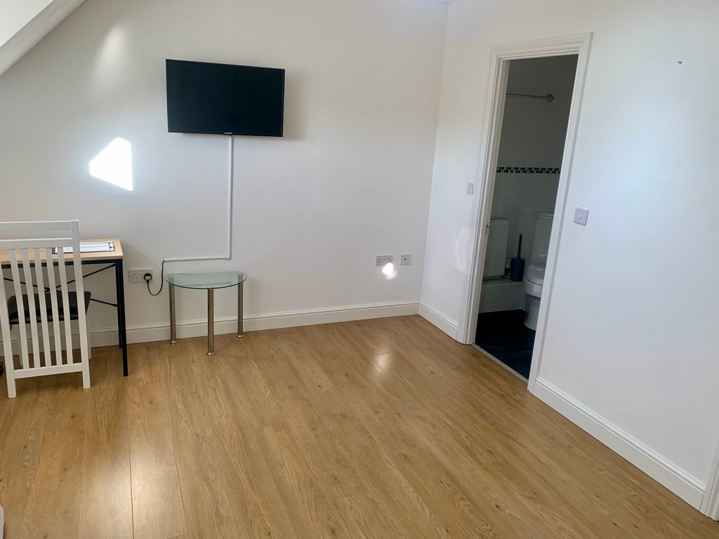 6 bed property to rent in Eagle Way, Hampton Vale, Peterborough PE7, £