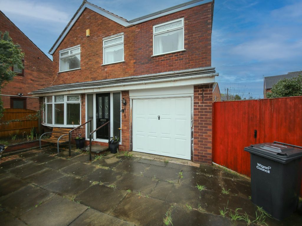 4 bed detached house for sale in Crummock Drive, Wigan, Lancashire WN3