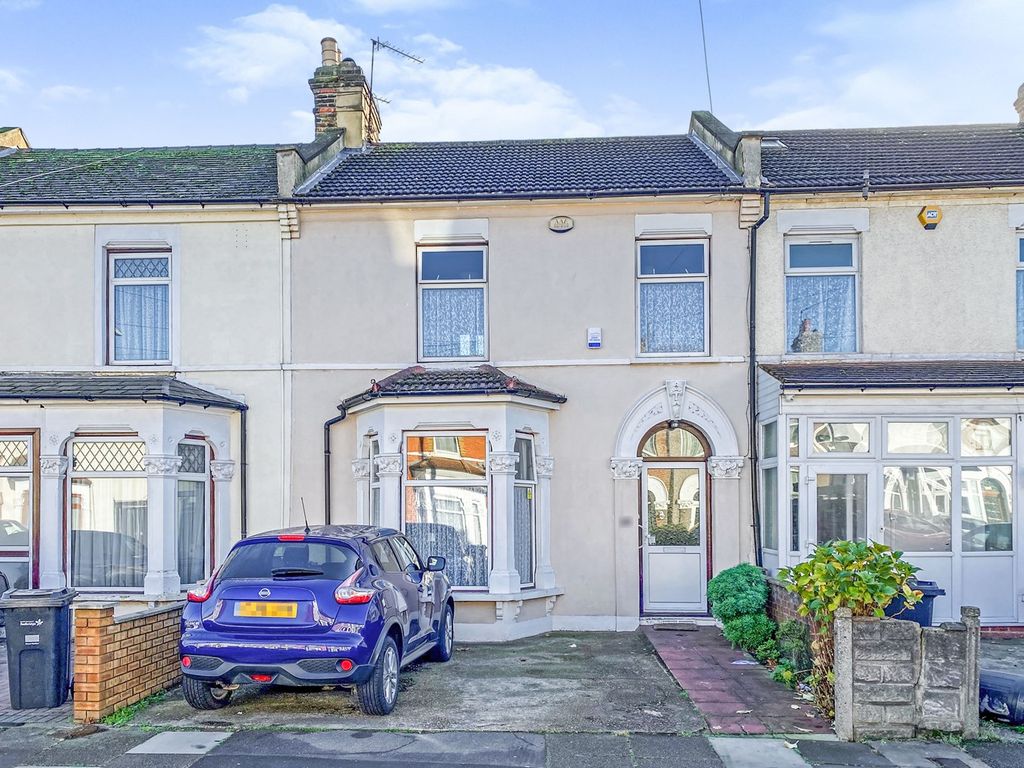 4 bed terraced house for sale in Rutland Road, Ilford IG1 Zoopla