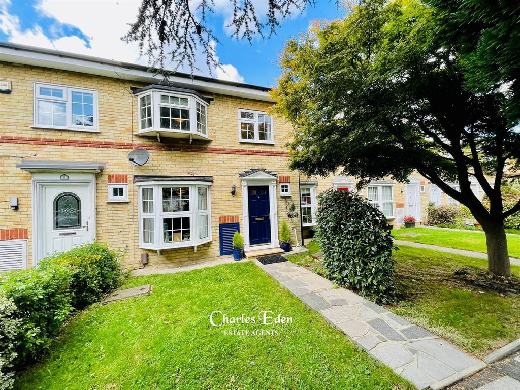 3 bed terraced house for sale in Glendale Mews, Beckenham BR3 Zoopla