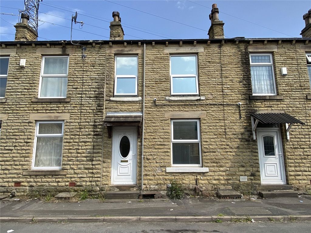 3 bed terraced house for sale in Commercial Street, Ravensthorpe