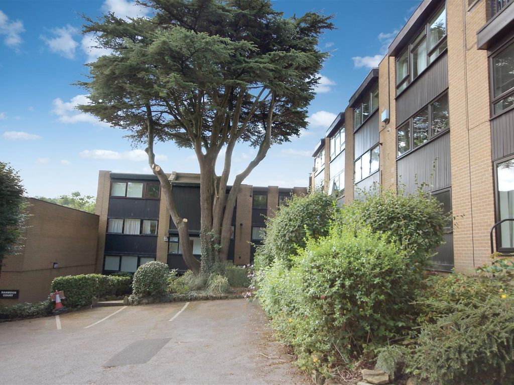 3 bed flat to rent in Ranmoor Court, Graham Road, Sheffield S10, £900