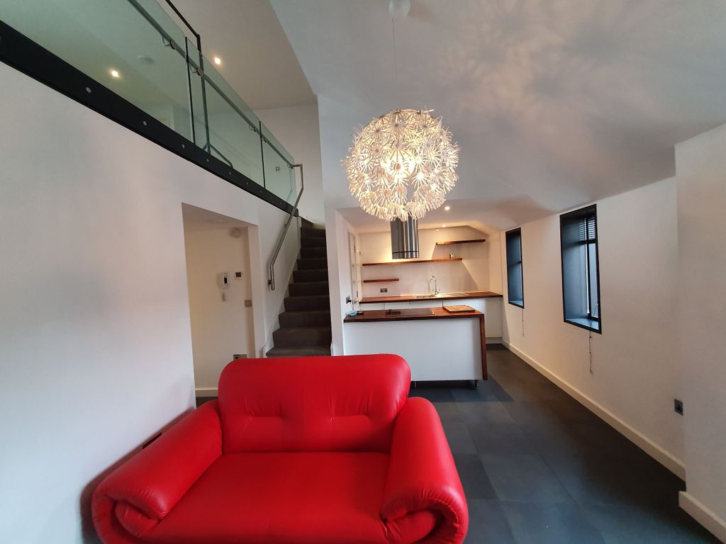 2 bed flat to rent in Cowley Road, Oxford OX4, £1,800 pcm Zoopla