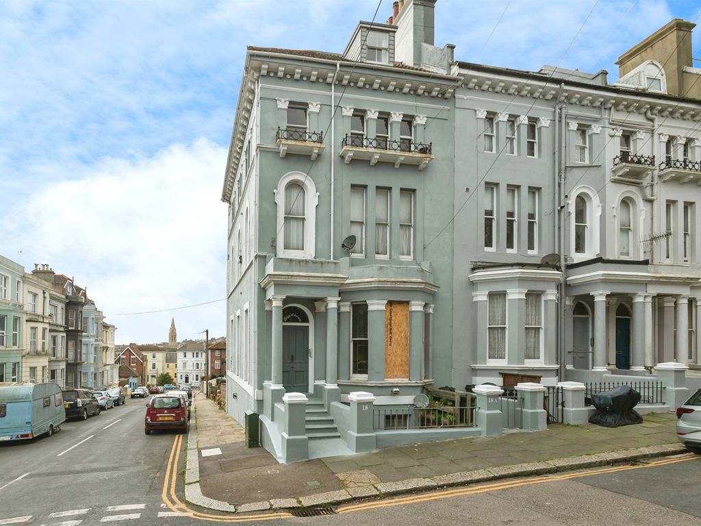 2 bed flat for sale in Magdalen Road, St. LeonardsOnSea TN37, £