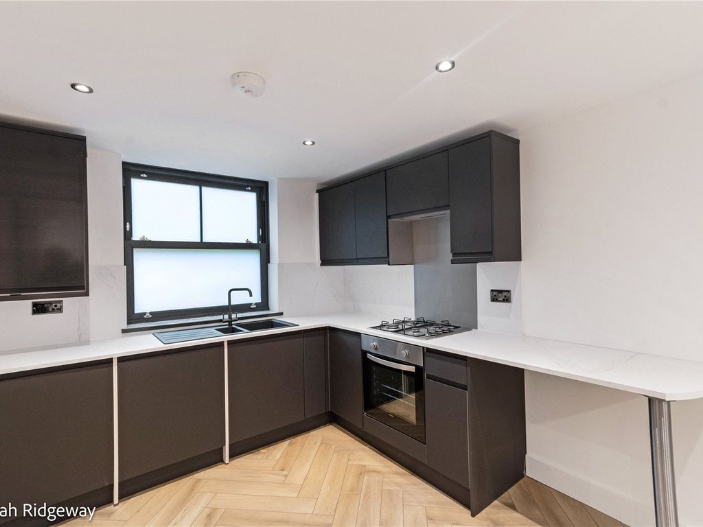 2 bed terraced house for sale in Jarvis Road, East Dulwich, London SE22