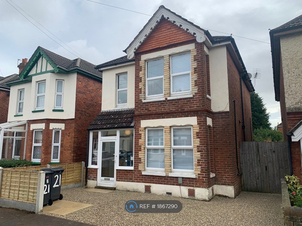 6 bed detached house to rent in Frederica Road, Winton, Bournemouth BH9