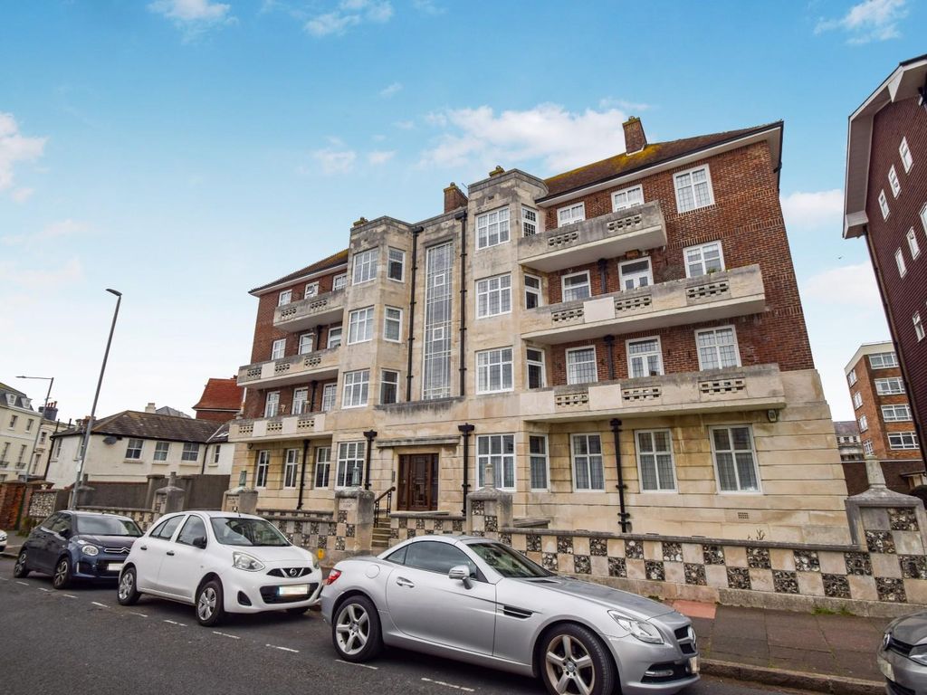 4 bed flat for sale in Burlington Place, Eastbourne BN21 Zoopla