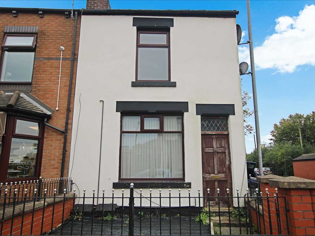 1 bed flat for sale in Morris Green Lane, Bolton BL3, £100,000 Zoopla