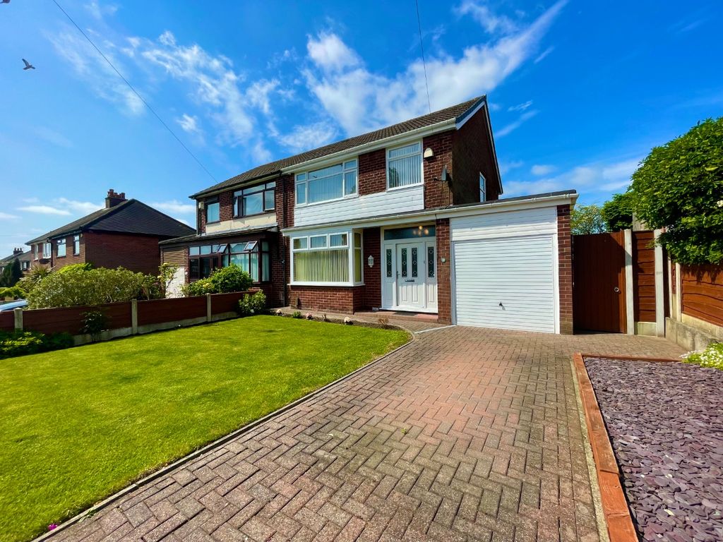 3 bed semidetached house for sale in Buttermere Road, Farnworth