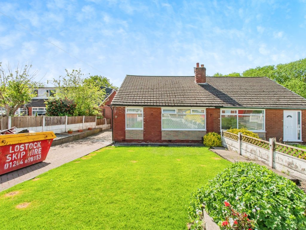 2 bed semidetached bungalow for sale in Ilkley Close, Bolton BL2, £