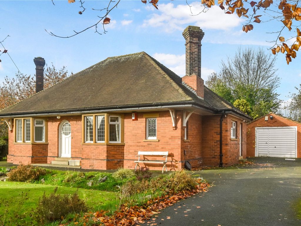 3 bed bungalow for sale in Ingleton, Bruntcliffe Road, Morley, Leeds, West Yorkshire LS27, £