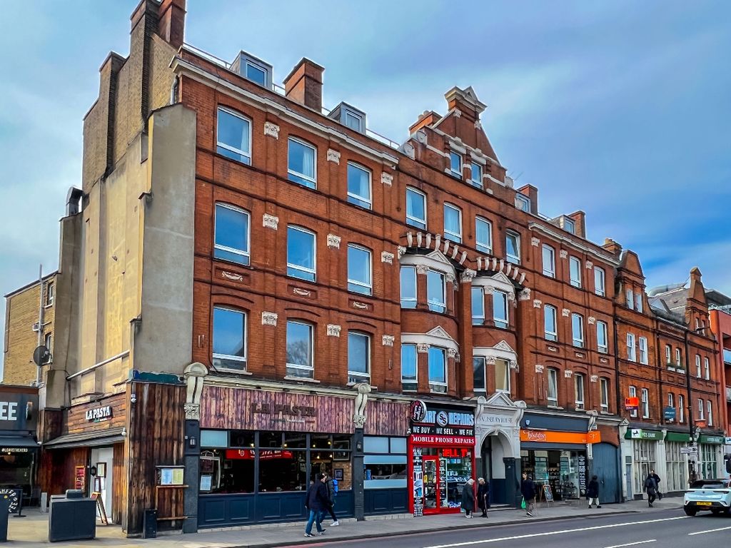 Salisbury House, Highbury Corner, Highbury N5  