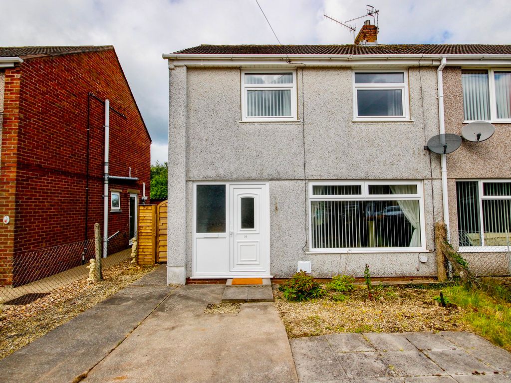 3 bed semidetached house for sale in Pen Y Fan Close, Trinant, Crumlin