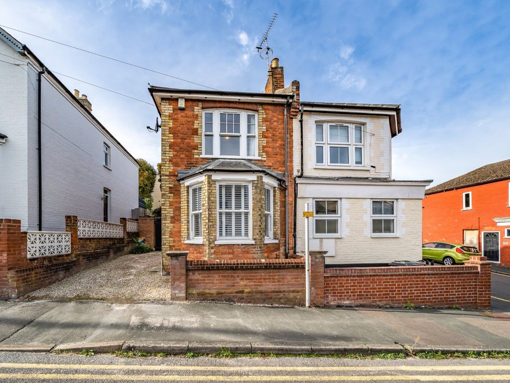 2 bed semidetached house for sale in Denzil Road, Guildford, Surrey