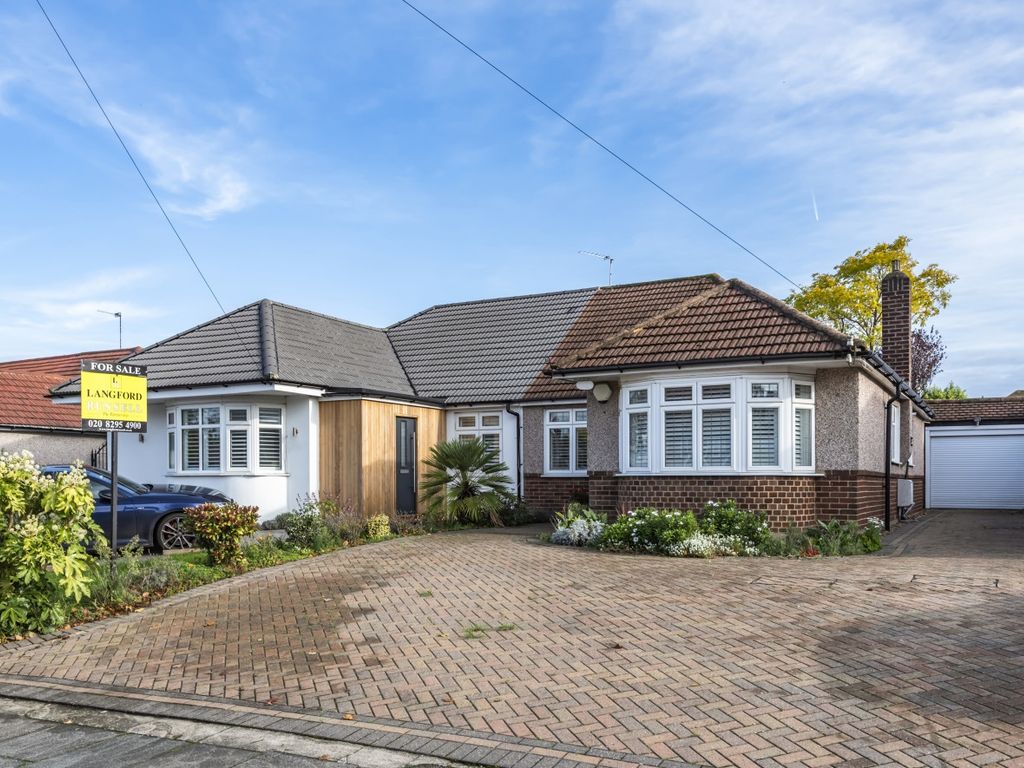 2 bed bungalow for sale in Downs Avenue, Chislehurst BR7, £650,000 Zoopla