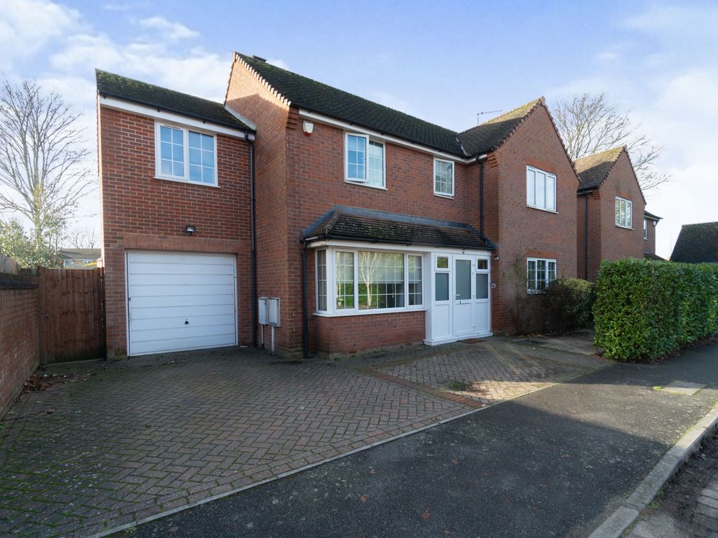 4 bed detached house for sale in Fulford Road, Caterham, Surrey CR3 Zoopla