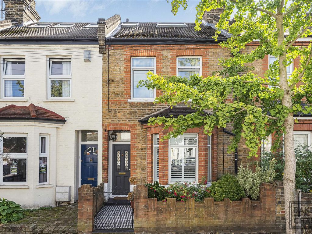 3 bed terraced house for sale in Burlington Road, Enfield EN2, £549,995