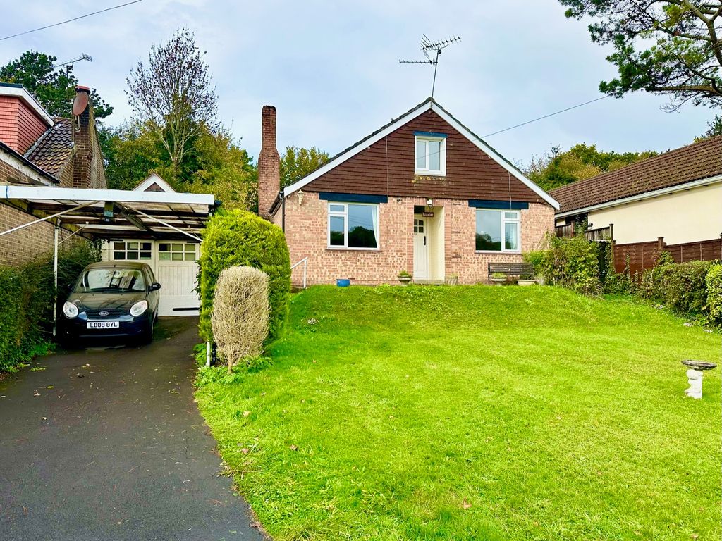 3 bed detached house for sale in Finchdean Road, Rowland's Castle PO9