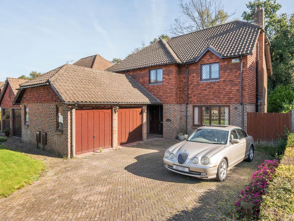 5 bed detached house for sale in Blackwall Road, Willesborough, Ashford