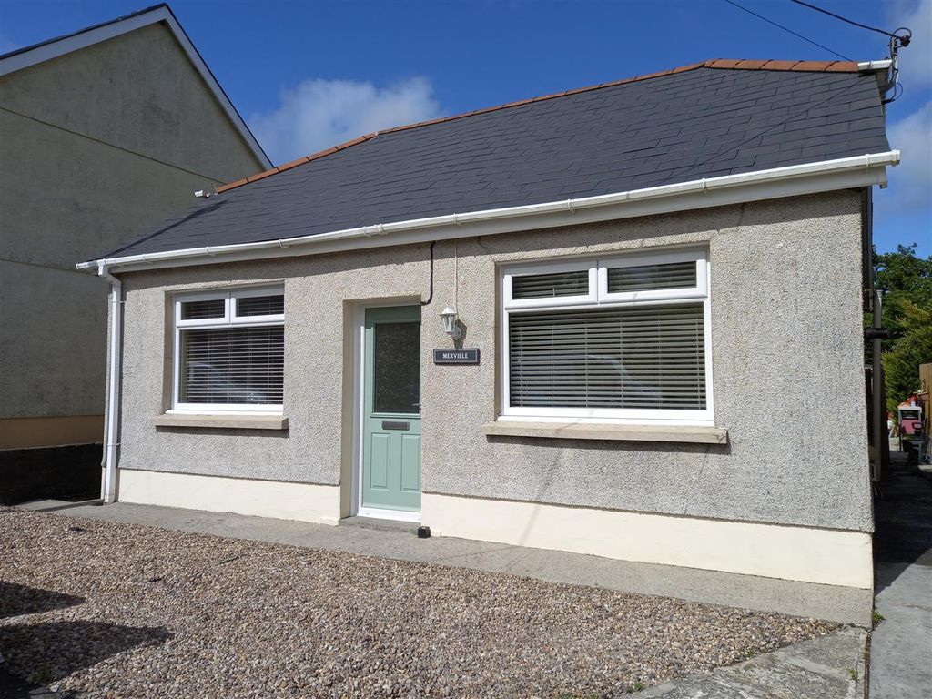2 bed detached bungalow for sale in Gate Road, Penygroes, Llanelli SA14