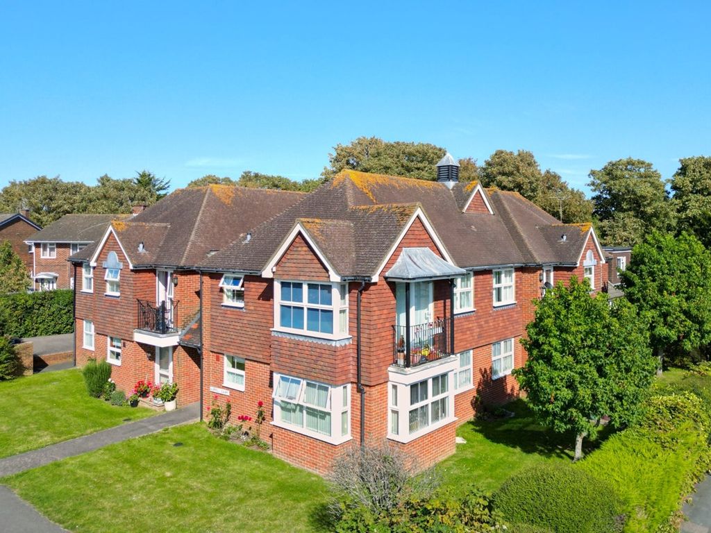 2 bed property for sale in Western Road, Hailsham BN27, £170,000 Zoopla