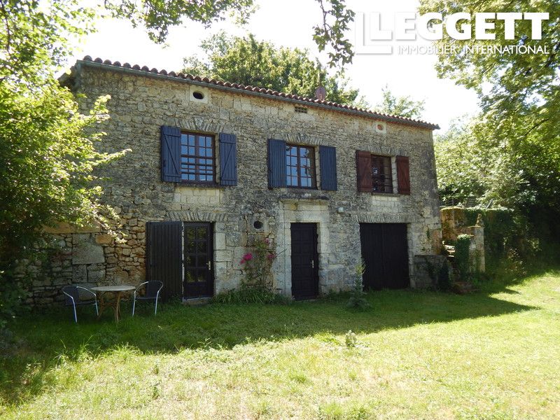 3 bed villa for sale in La RochebeaucourtEtArgentine, Dordogne, NouvelleAquitaine, £118,648