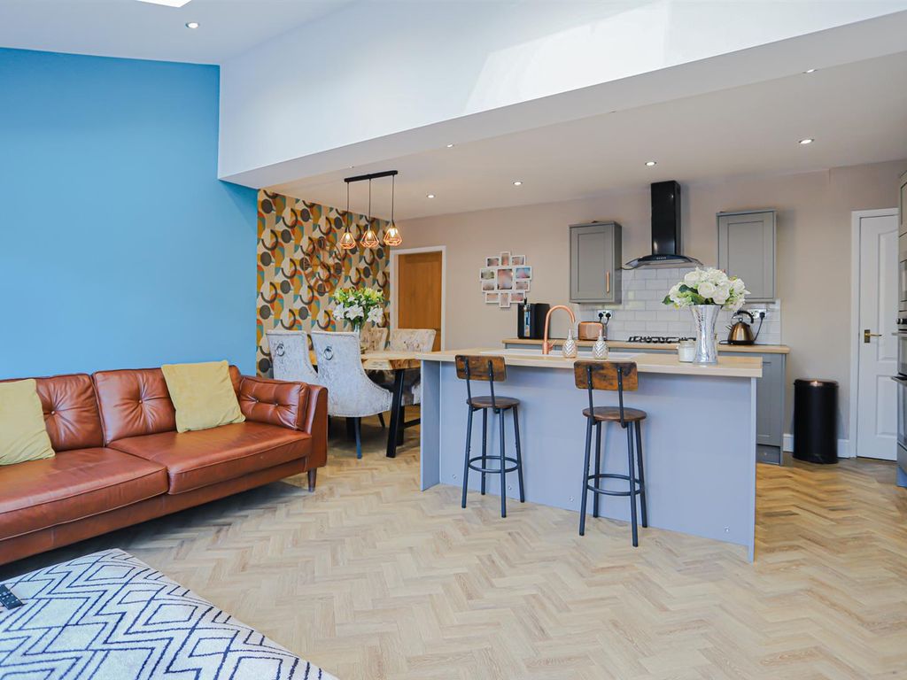 3 bed terraced house for sale in Heys Avenue, Wardley, Swinton