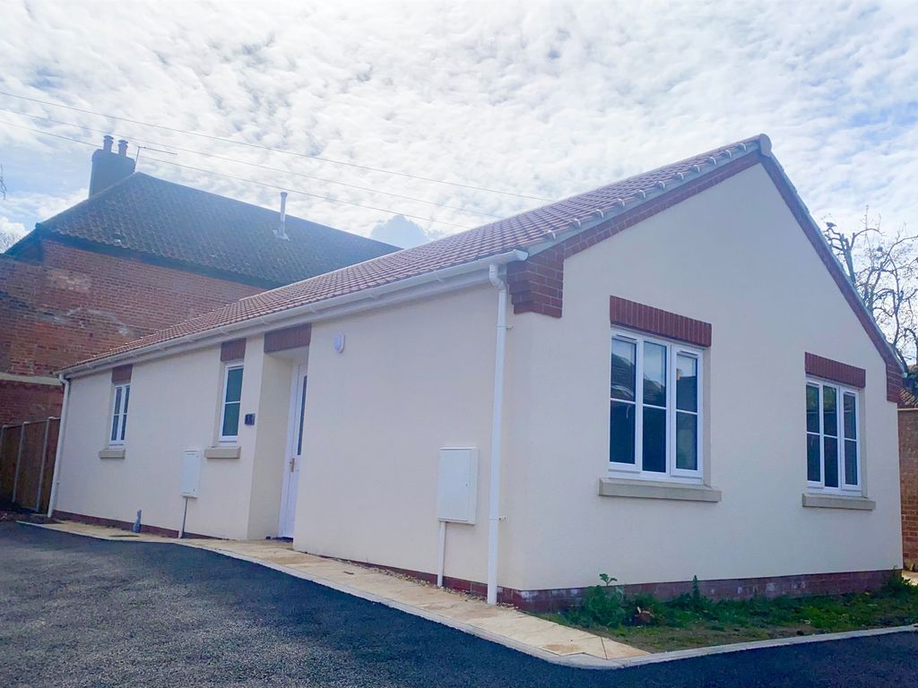 New home, 2 bed detached bungalow for sale in Samuels Court, Ravensmere