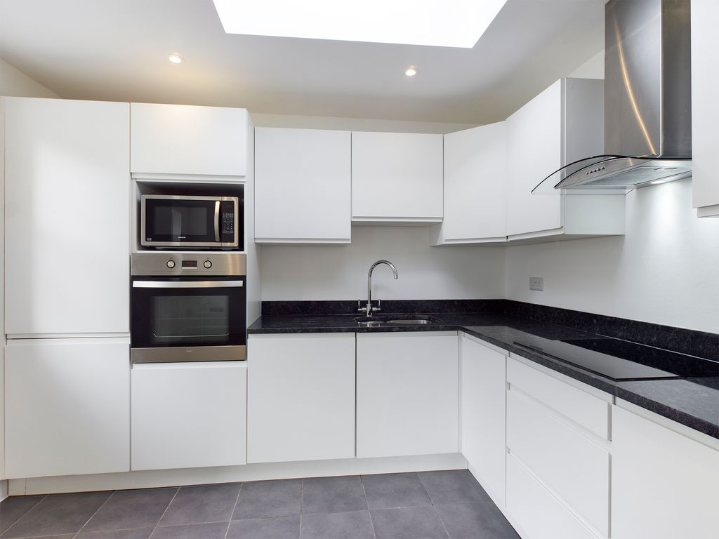 2 bed mews house for sale in Coleridge Street, Hove BN3 Zoopla