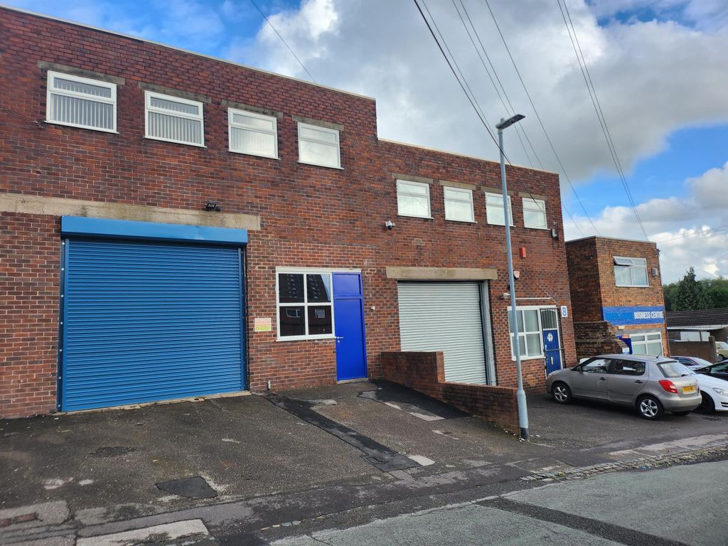 Industrial to let in Units 7A & 8A Oldham Street, Joiners Square