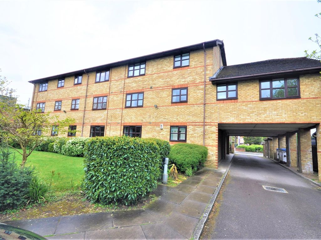 1 bed flat to rent in St. Albans Road, Garston, Watford WD25, £975 pcm Zoopla