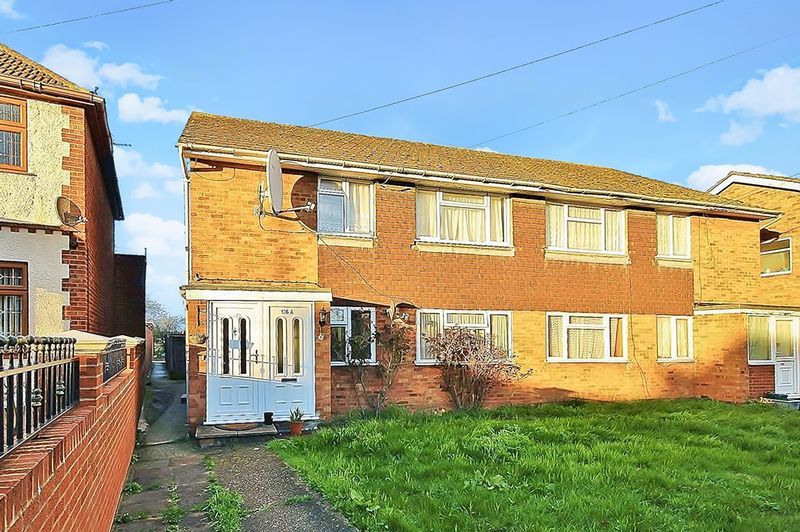 Property Details For 106 Dormers Wells Lane Southall Ub1 3ja Zoopla