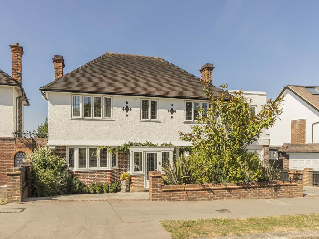 4 bed detached house for sale in Covington Way, London SW16 Zoopla