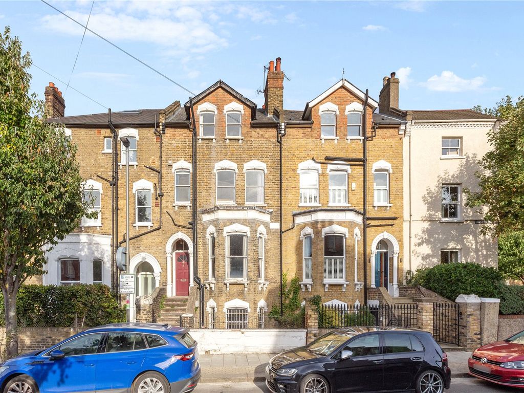 5 bed detached house for sale in Aspley Road, London SW18, £1,500,000
