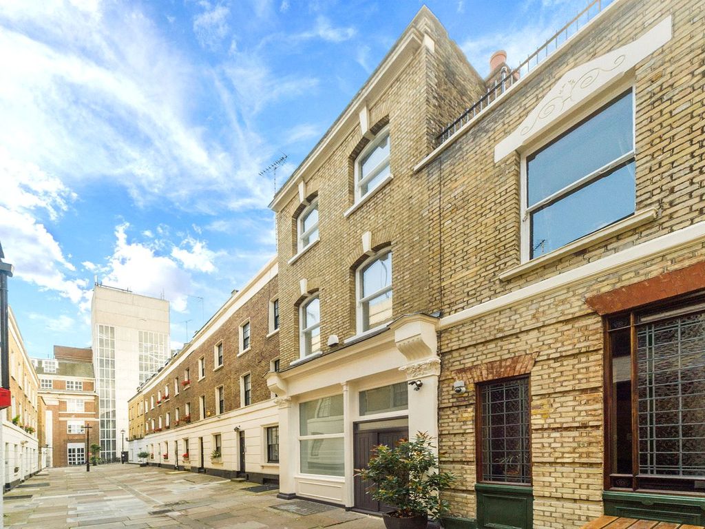 Middleton Place, Fitzrovia, London W1W